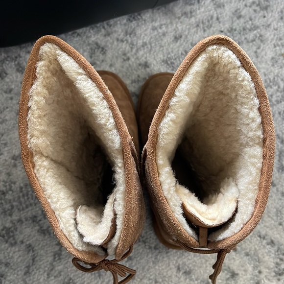 brown bearpaw boots/ fake uggs - Picture 3 of 5